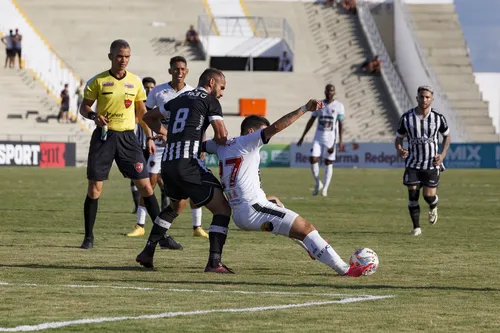 
				
					Treze x Botafogo-PB pelo Campeonato Paraibano 2025: Galo vence e ultrapassa o Belo na tabela
				
				