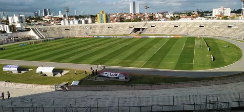
				
					Treze x Sousa pelo Campeonato Paraibano 2025: onde assitir, escalações e arbitragem
				
				