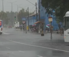 Chuvas em João Pessoa superam metade da média histórica de abril em um dia