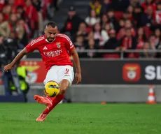 Botafogo negocia contratação de Arthur Cabral, do Benfica, para substituir Igor Jesus