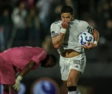 Hulk marca em Maringá x Atlético-MG e ultrapassa Neymar em ranking mundial de gols