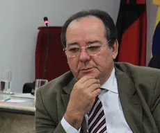 ALPB decreta luto de três dias pela morte de Arthur Cunha Lima