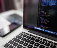 Inscrições para cursos de tecnologia gratuitos com bolsas estudantis terminam nesta sexta