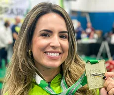 Tetracampeã brasileira de powerlifting, Mayara Rocha mira medalha no mundial da modalidade