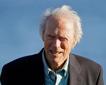 Clint Eastwood, esse gigante do cinema, faz 95 anos