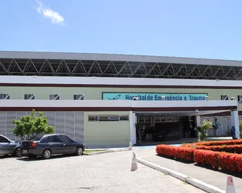 Mulher morre após cair de moto por aplicativo, na BR-230, em João Pessoa