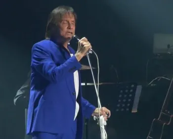 Roberto Carlos sofre acidente durante gravação de especial de fim de ano