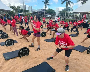 Selfit movimentou praia do Cabo Branco com treino e ação social