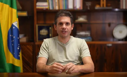 
				
					A Hugo Motta, Itamaraty diz que brasileiros devem ficar em Israel alguns dias por segurança
				
				