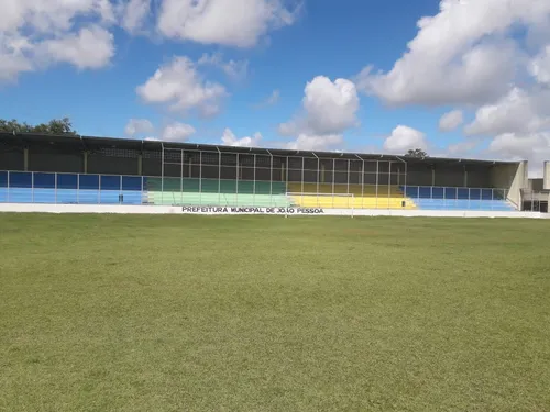 
				
					Estádio da Graça: veja o antes e depois da praça esportiva reinaugurada em João Pessoa
				
				