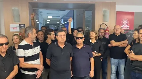 
				
					Auditores fiscais de João Pessoa paralisam atividades e cobram 17% de reajuste salarial
				
				