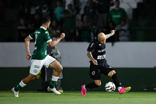 
				
					Botafogo-PB perde para o Guarani por 2 a 1 e sai do G-8 da Série C
				
				