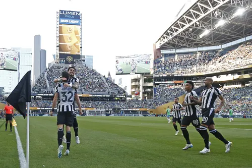 
				
					Botafogo x PSG pela Copa do Mundo de Clubes: paraibano acompanha Glorioso de perto nos EUA
				
				