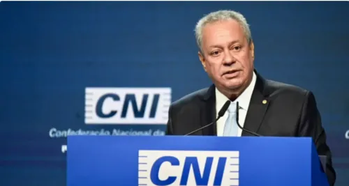 
				
					CNI critica redução da jornada de trabalho e alerta para impactos na competitividade da indústria
				
				