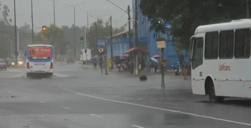 
				
					Chuva intensa: João Pessoa tem metade do volume de maio em apenas 48 horas
				
				