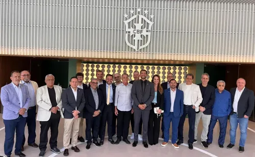 
				
					Conheça Samir Xaud, candidato único à presidência da CBF
				
				