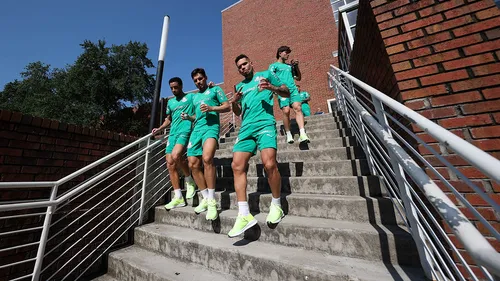 
				
					Copa do Mundo de Clubes 2025: fanático pelo Palmeiras, paraibano tem vestiário do Allianz em casa
				
				