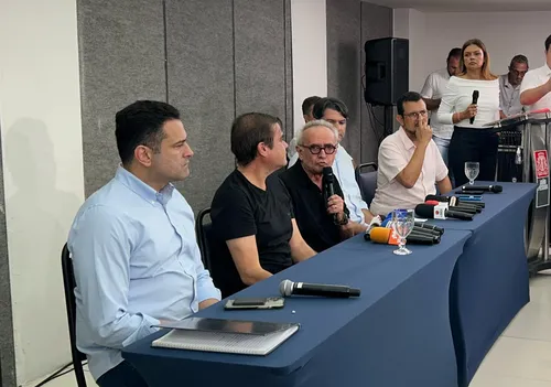 
				
					De volta a João Pessoa, Cícero explica quem ajudou no retorno de Israel e critica Itamaraty
				
				