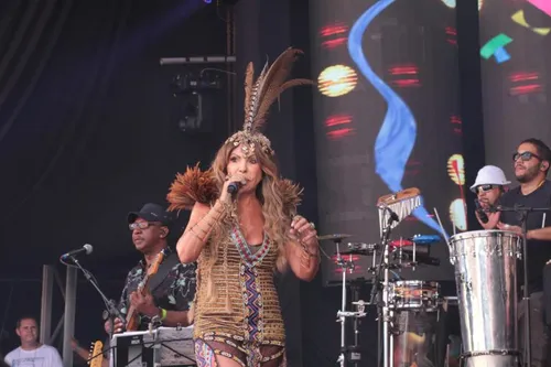 
				
					Elba Ramalho em Campina Grande
				
				