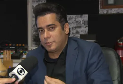 
				
					Ex-vereador de João Pessoa é levado para delegacia suspeito de ameaçar familiares com arma
				
				