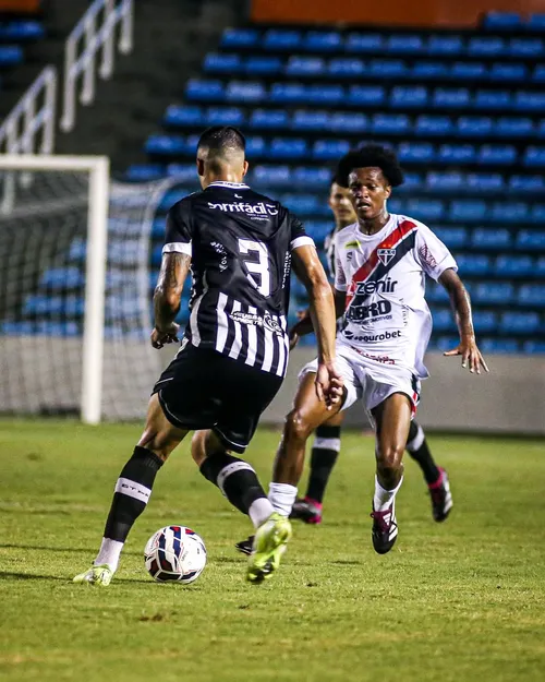 
				
					Ferroviário x Treze pela Série D 2025: Tubarão e Galo fazem jogo equilibrado e ficam no empate
				
				