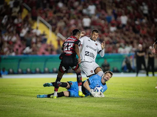 
				
					Flamengo oscila na temporada após vitória sobre o Botafogo-PB pela Copa do Brasil
				
				