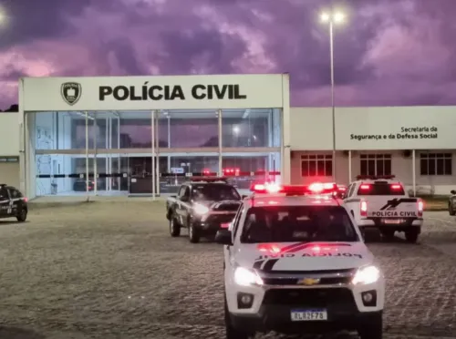 
				
					Homem é preso suspeito de estuprar adolescente com paralisia cerebral em Santa Rita
				
				