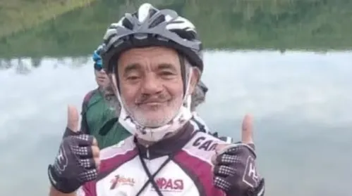 
				
					Homem pedala quase 3 mil km de São Paulo à Paraíba para rever o pai
				
				