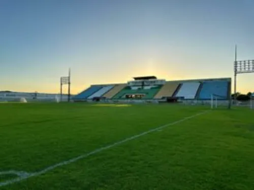 
				
					Horizonte x Treze pela Série D 2025: onde acompanhar, escalações e arbitragem
				
				