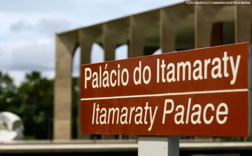 
				
					Itamaraty articula saída de Cícero Lucena e outros políticos "presos" em Israel pela Jordânia
				
				