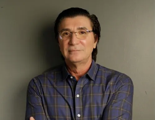 
				
					Janguiê Diniz toma posse como novo diretor-presidente da ABMES
				
				
