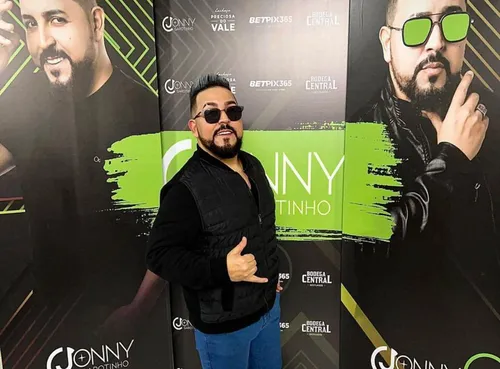 
				
					Jhonny Garotinho em Campina Grande
				
				