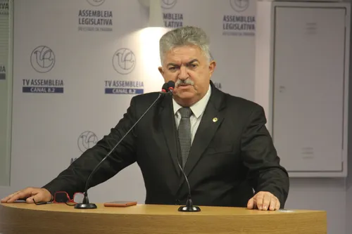 
				
					Deputado revela crise na base do Governo por conta da atuação de secretários do Estado
				
				