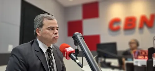 
				
					Na CBN, líder da oposição fala em ir ao MP contra uso eleitoral de programas sociais
				
				