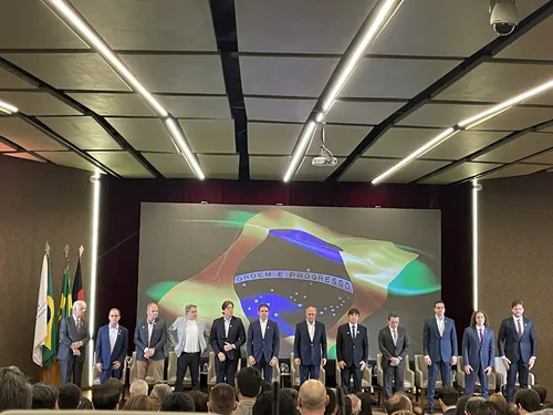
				
					Na Paraíba, Alckmin diz que pacote alternativo ao IOF vai respeitar arcabouço fiscal
				
				