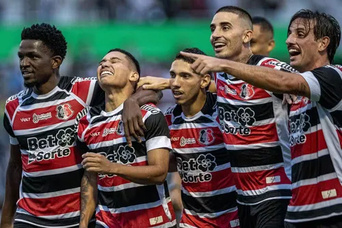 
				
					Próximo adversário do Sousa, Santa Cruz vive boa fase e é líder do Grupo 3 da Série D
				
				