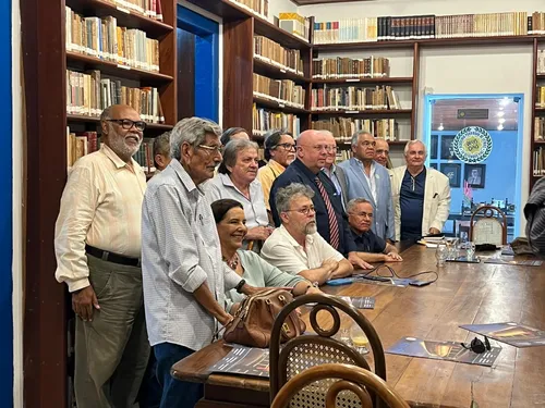
				
					Renato César é eleito novo imortal da Academia Paraibana de Letras
				
				