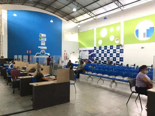 
				
					Veja as 1.884 vagas de emprego disponíveis nos Sines esta semana
				
				
