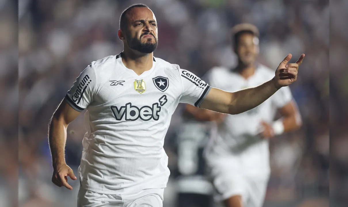Arthur Cabral vira foco do Botafogo após números ofensivos abaixo do  esperado em 2025