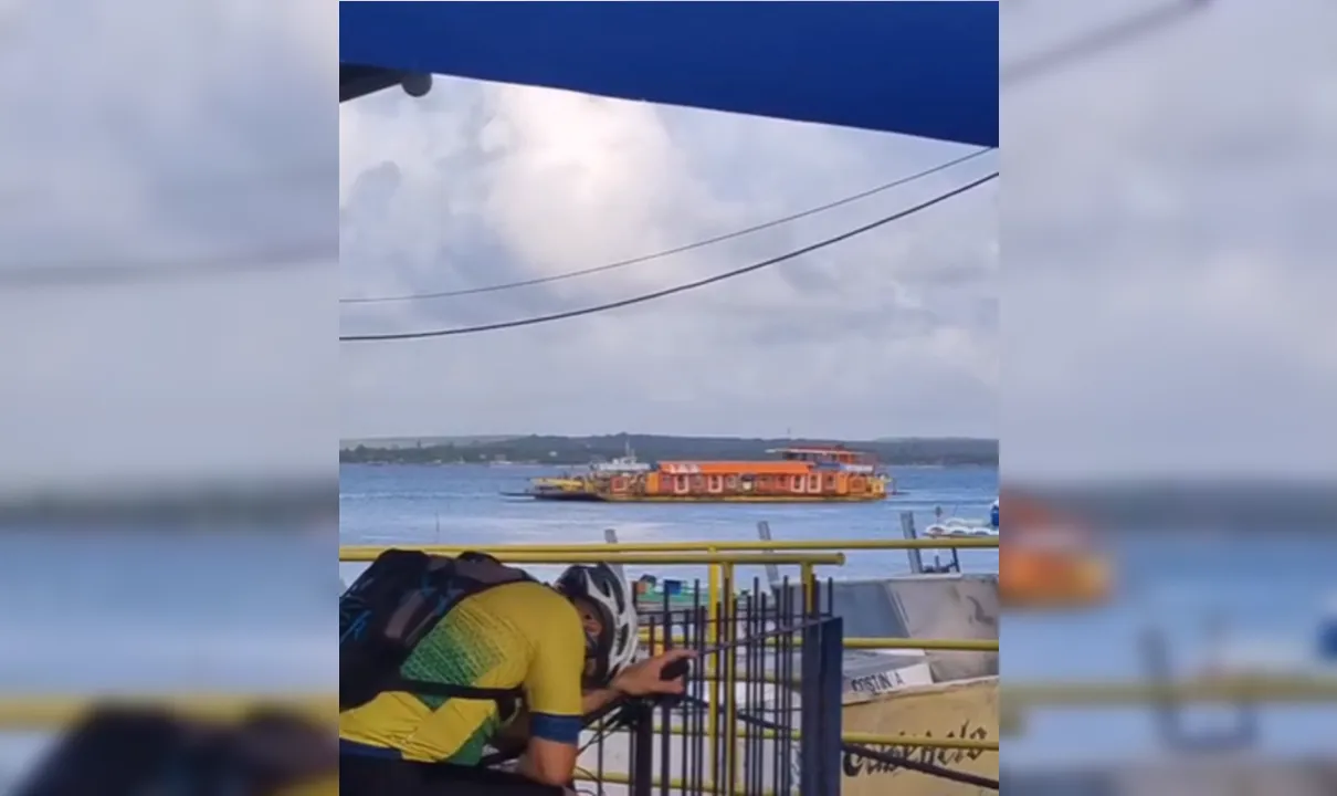 Balsa quebra durante travessia entre Lucena e Cabedelo, e passageiros são resgatados