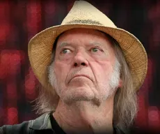 Aos 80 anos, Neil Young é uma lenda absoluta do rock