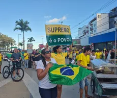 Apoiadores de Bolsonaro fazem ato contra prisão do ex-presidente, em João Pessoa
