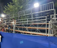 Arquibancada do Carnaval Tradição em João Pessoa cede e desfiles são suspensos