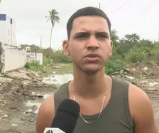 Polícia faz perícia em caminhão-caçamba que atropelou jovem no Colinas do Sul