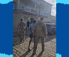 Cinco pessoas são presas por ajudar vereador foragido por suspeita de homicídio em Aguiar