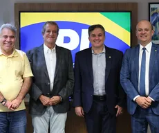 Valdemar anuncia Efraim como novo presidente do PL na Paraíba