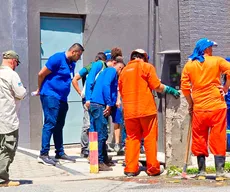 Estabelecimentos são notificados para corrigir erros em rede de esgoto, na orla de João Pessoa