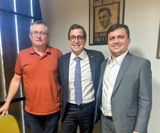 Gervásio afivela malas para deixar o PSB de João Azevêdo