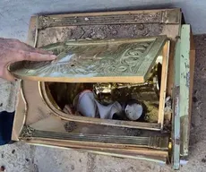 Homem é preso após furtar sacrário de igreja em Bonito de Santa Fé