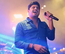 Cantor João Lima é preso após denúncia de violência doméstica contra ex-esposa